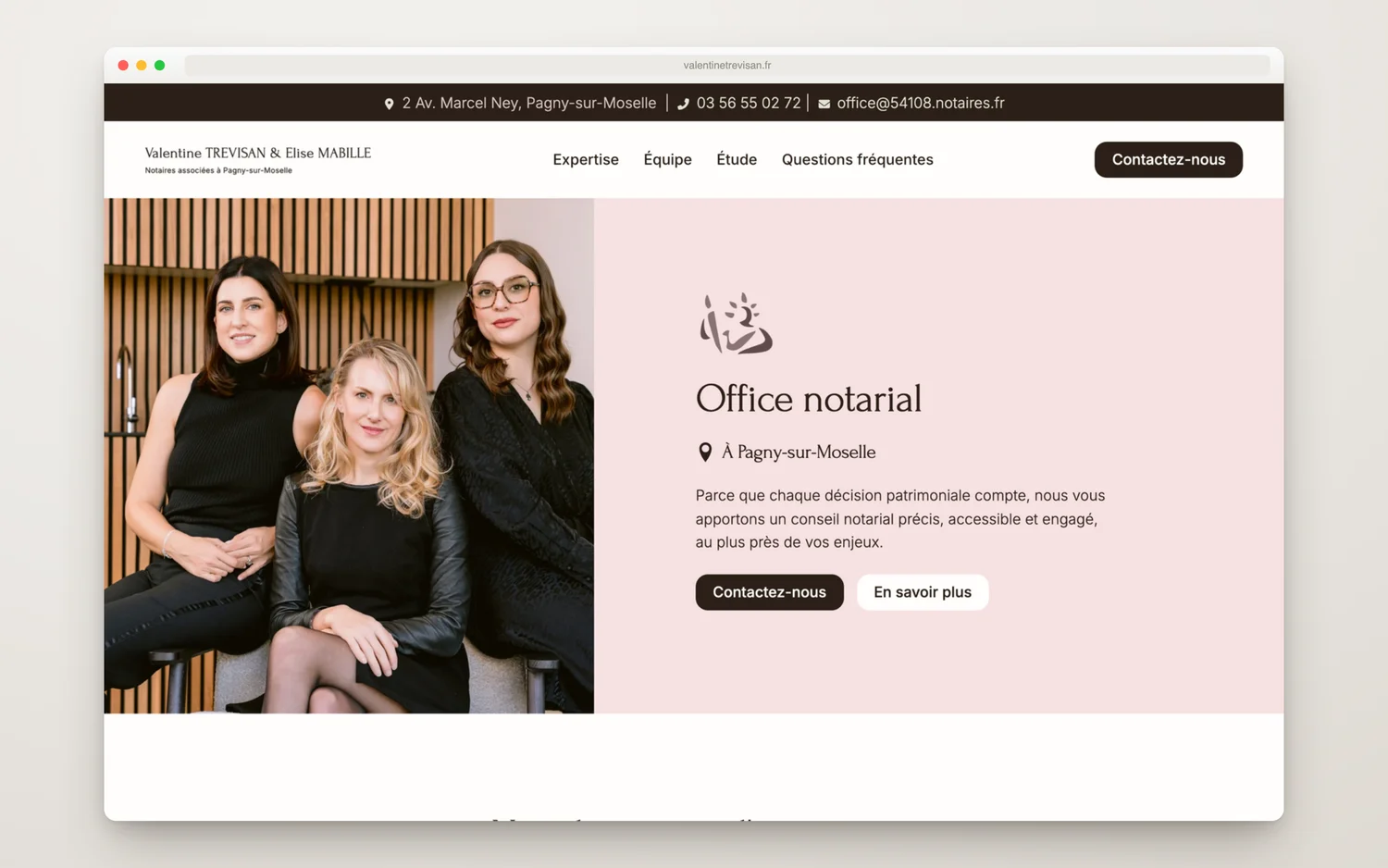 L'étude notariale, présentée sur une page
